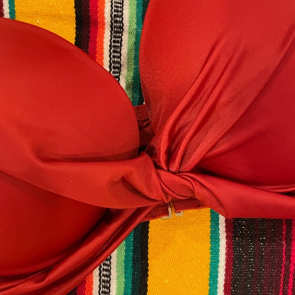 Shade and Shore Bikini Top - Picture 2 of 3